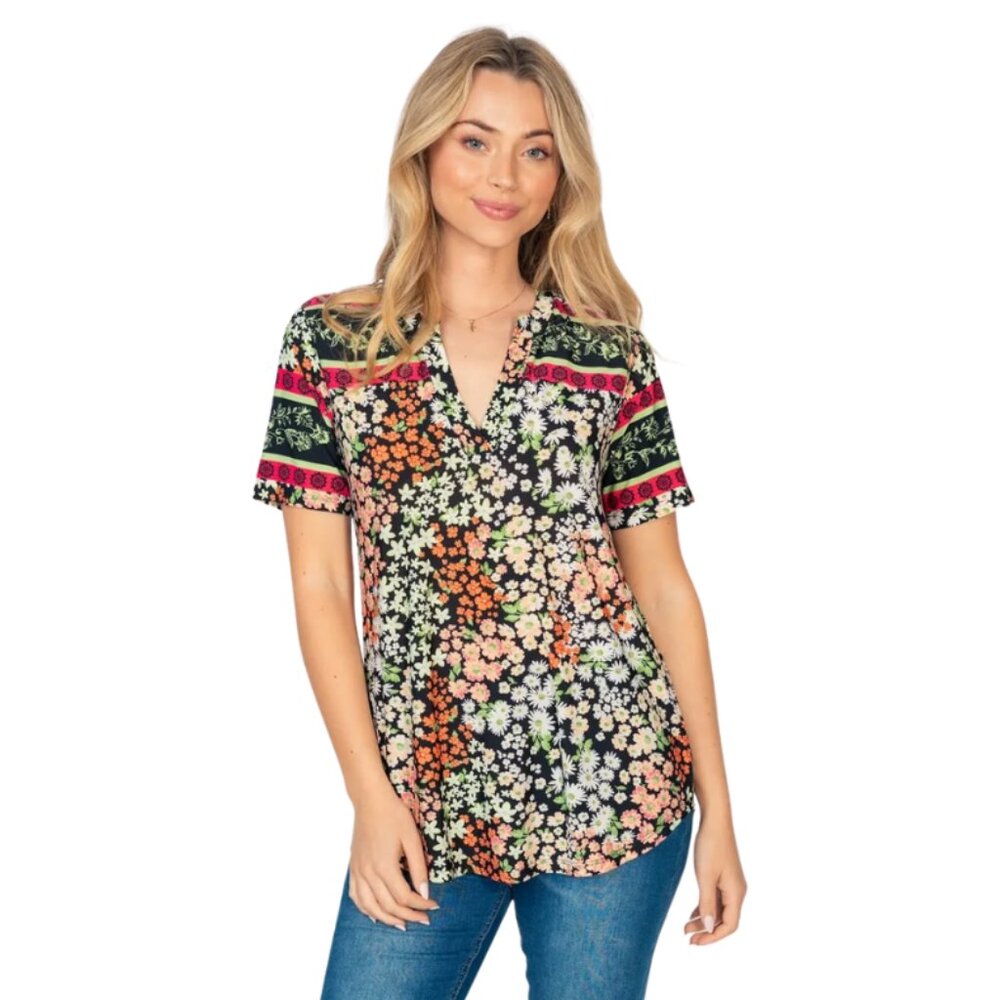 ✨5/$25✨Floral‎ Top